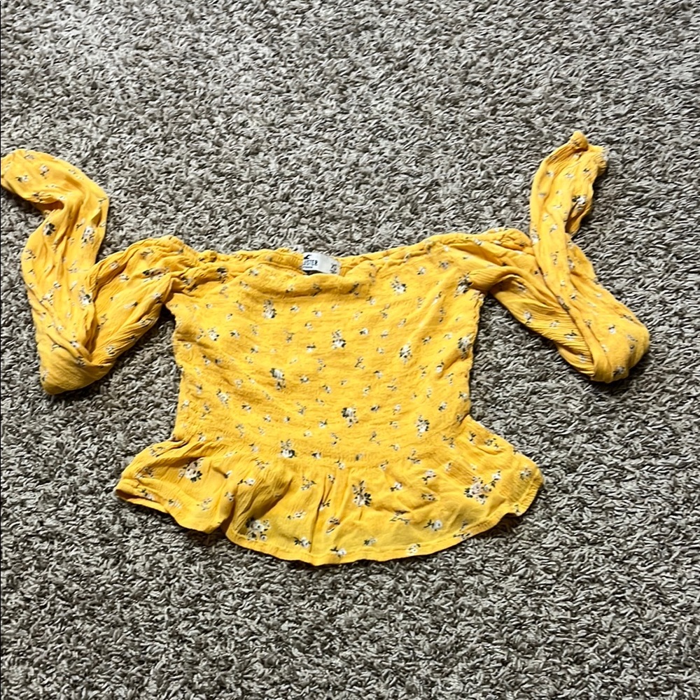 Hollister Yellow Puff Sleeve Smocked Peplum Blouse